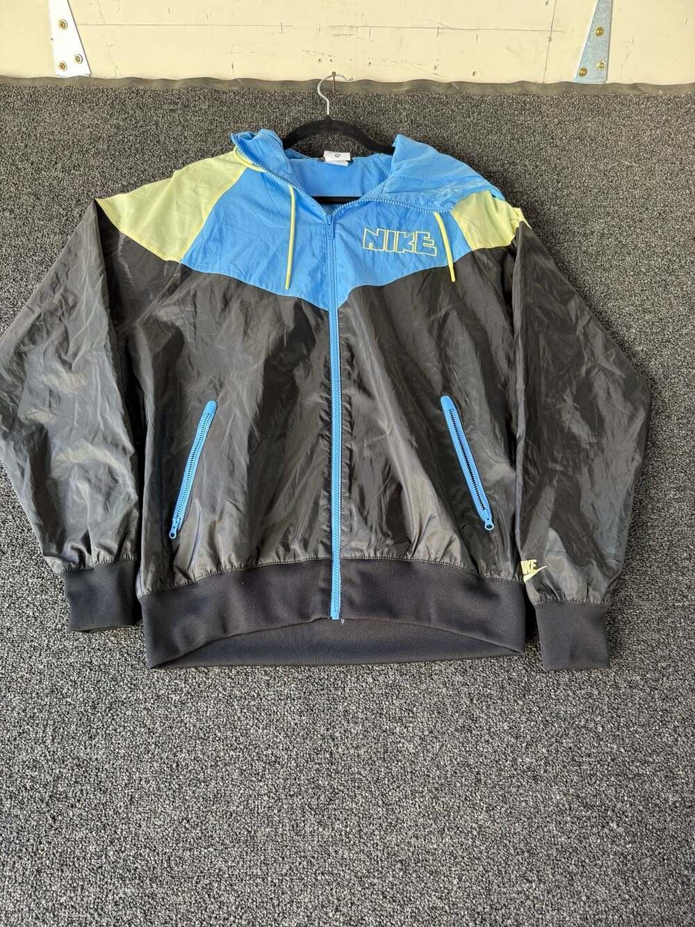 Nike Windrunner Colorblock Woven Lined Jacket Black Blue Lemon